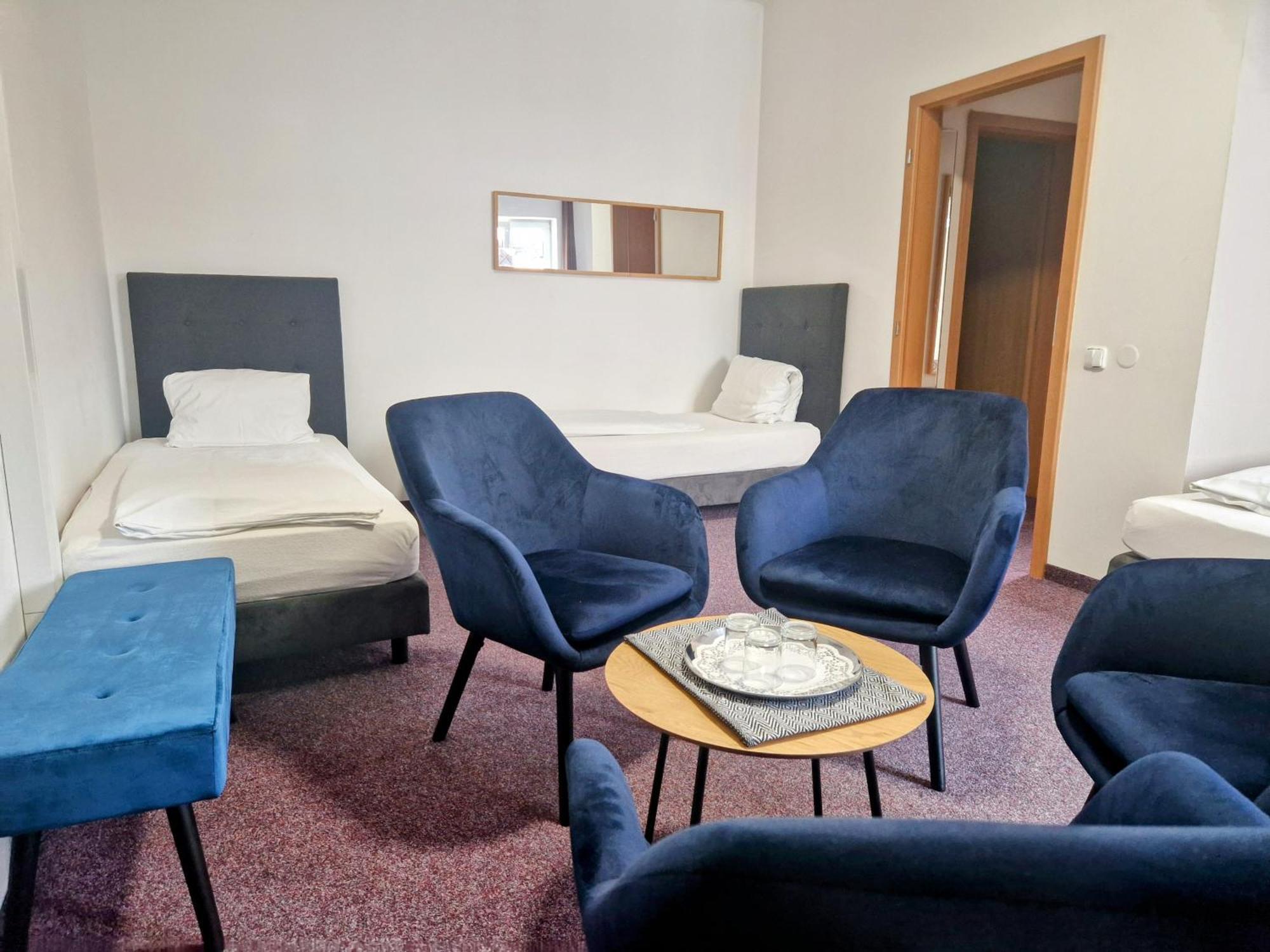 Family Hotel Maxim Beroun  Exterior foto